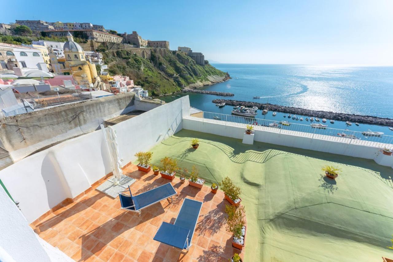 Torretta Corricella- Punta Pizzaco Daire Redang Island Dış mekan fotoğraf